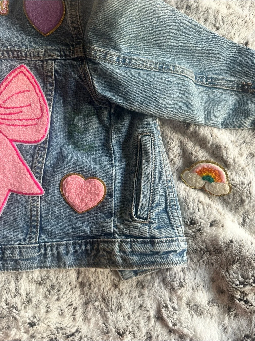 Osh kosh Denim girls Jacket 3t with Pink Bow & Heart Patches